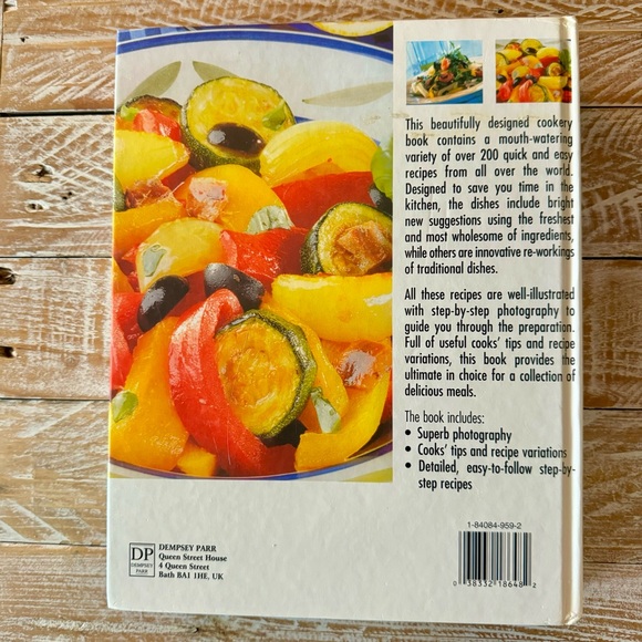 👩🏼‍🍳Complete Quick & Easy Cooking Hardcover Cookbook👩🏼‍🍳 - Picture 2 of 9